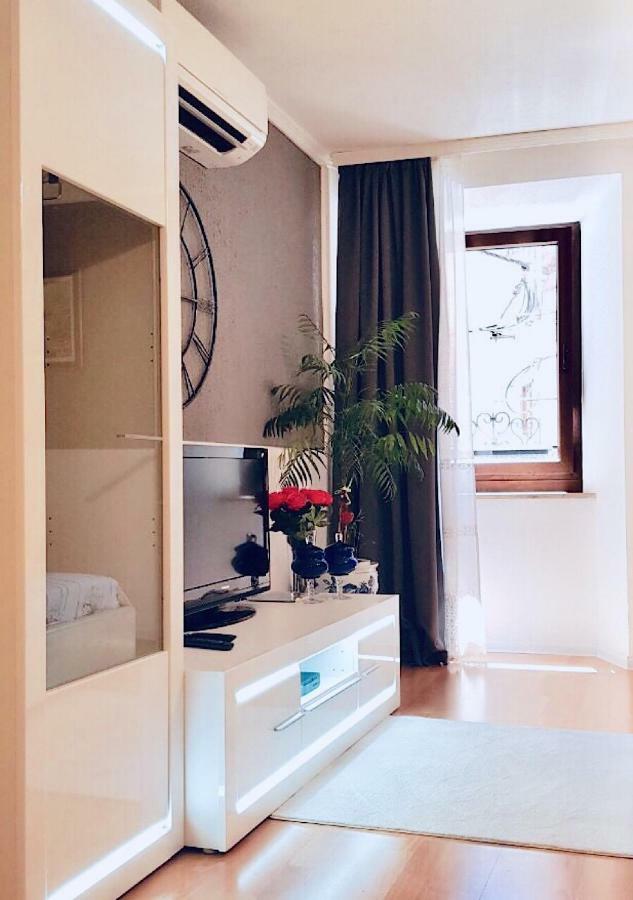 Nina Apartment *